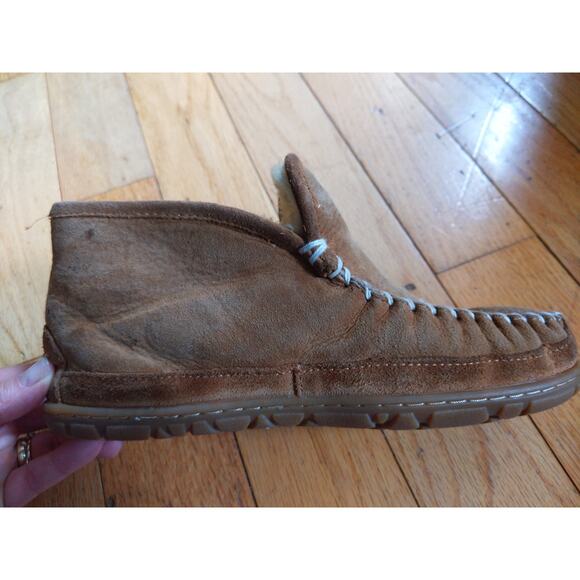 LL BEAN Mens Brown Suede Moccasin Slippers Sherpa Lined Size 8 Medium Classic - Picture 10 of 11